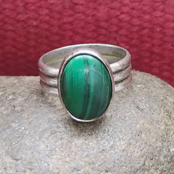 Vintage Native Made Malachite Ring Wide Sterling Silver Band Size 6 - Picture 2 of 7